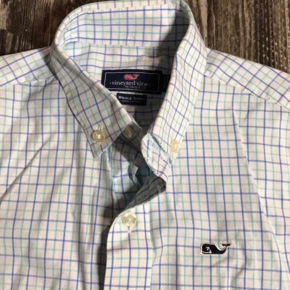 Vineyard Vines Boys Button Down - Picture 2 of 4